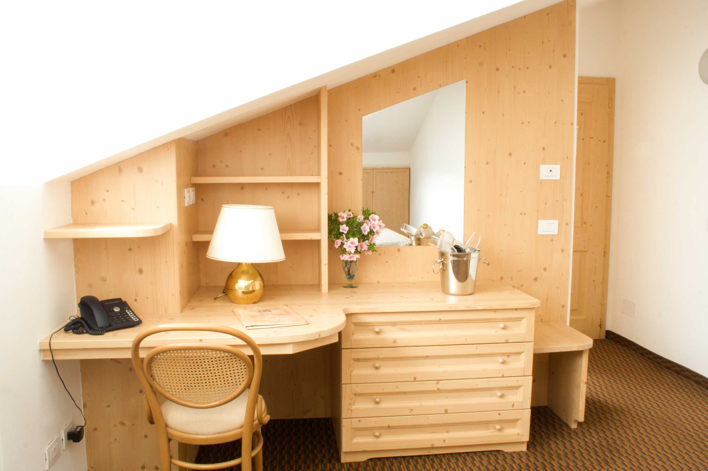 Maggio Slide Servizi 2