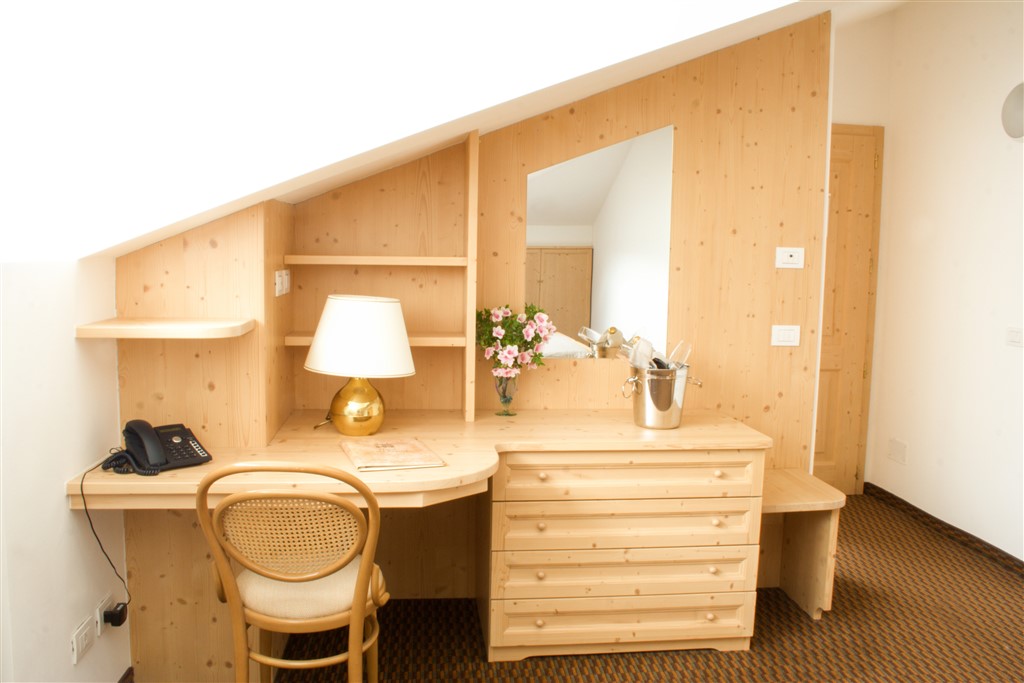 Camera Matrimoniale Mansarda 3